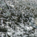 車のフロントガラスに付いた氷の結晶