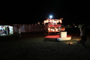 祭太郎のコーナー、ちょうど本人が帰って来たところ。